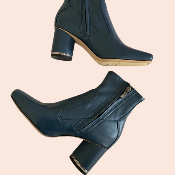 Franco Sarto Shoes - Franco Sarto Boots - Size 6